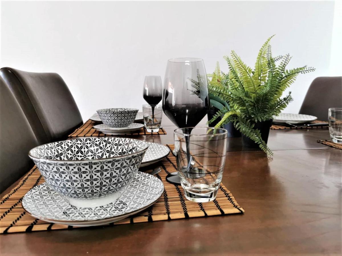 Cosea Living: Seaside 2 Bedroom Flat Kings Palace 209 Paphos Esterno foto